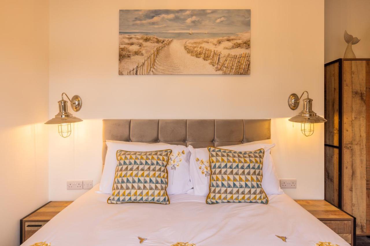Den Of Joy Humberston Fitties Sleeps 6,Hot Tub,Log Burner Villa Cleethorpes Eksteriør billede