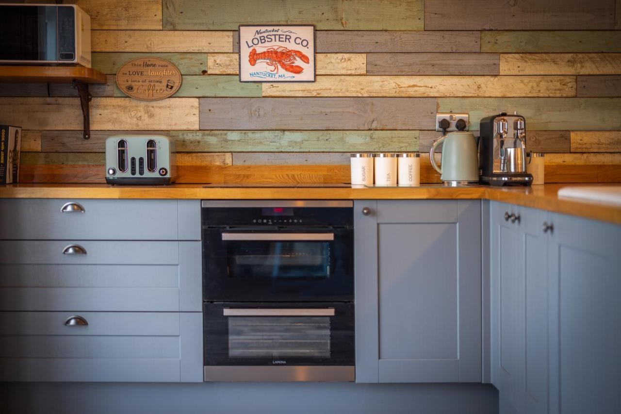 Den Of Joy Humberston Fitties Sleeps 6,Hot Tub,Log Burner Villa Cleethorpes Eksteriør billede